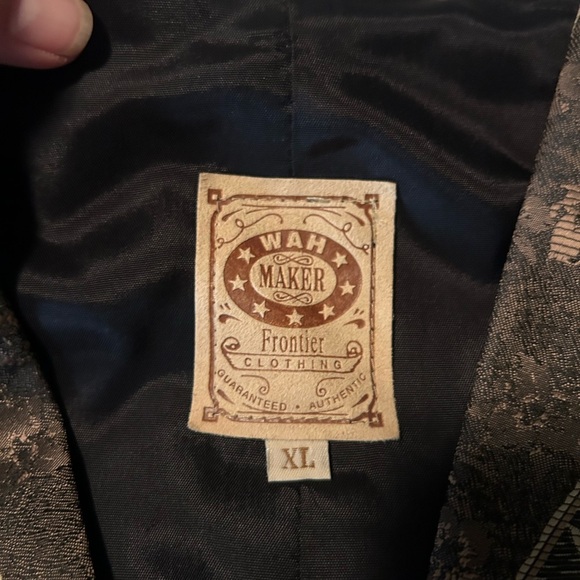 Classic WAH Maker Brown Patterned Men's Vest front buttons - Picture 5 of 7